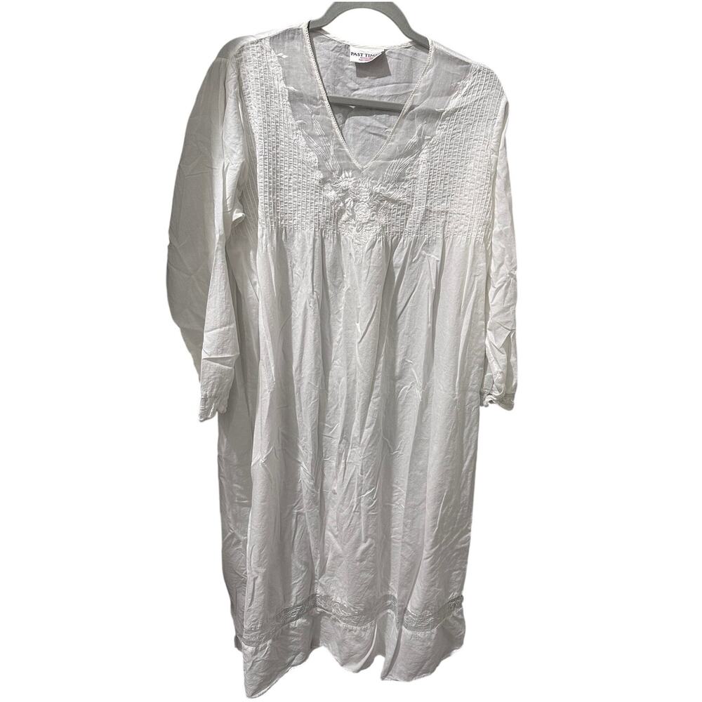 VTG Past Times Pin Tuck V-Neck Embroidered White Cotton Nightgown, size L